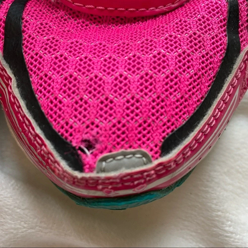 Brooks Adrenaline GTS 14 Pink Running Shoe Sz 7.5 Active Wear Work Out Athletic